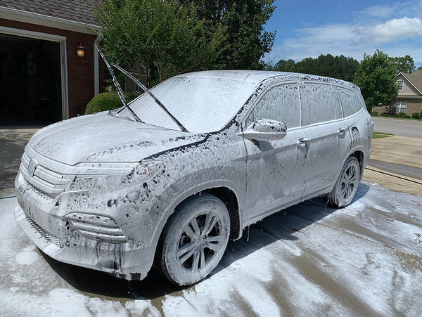 Pink Car Shampoo used in a foam cannon